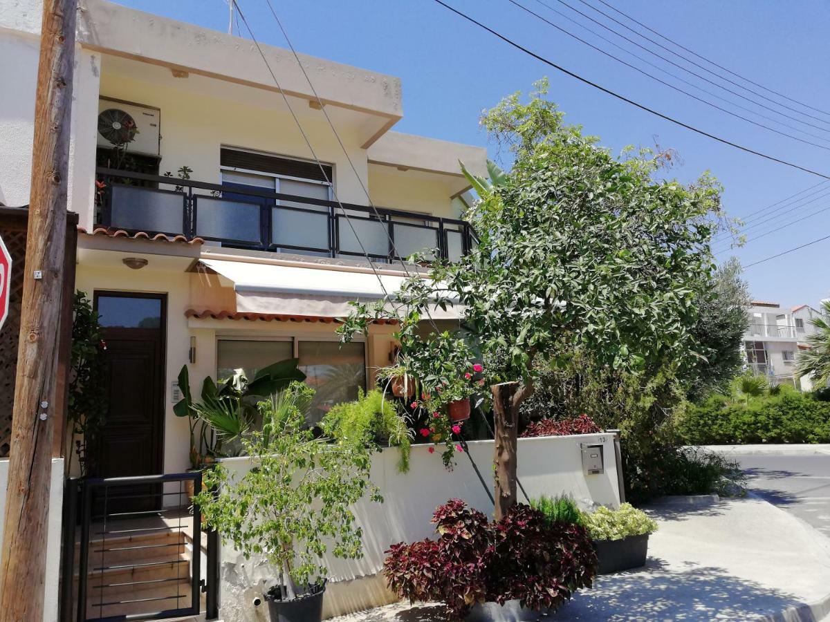 Family Nest In The Heart Of Limassol 빌라 외부 사진